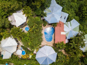  Tamarindo Village Hotel  Тамариндо